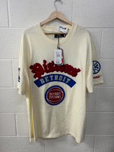 Load image into Gallery viewer, Nba Mens Fan Apparel Size Extra Large
