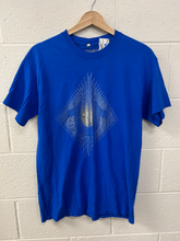 Load image into Gallery viewer, True Religion Short Sleeve Top Size Medium
