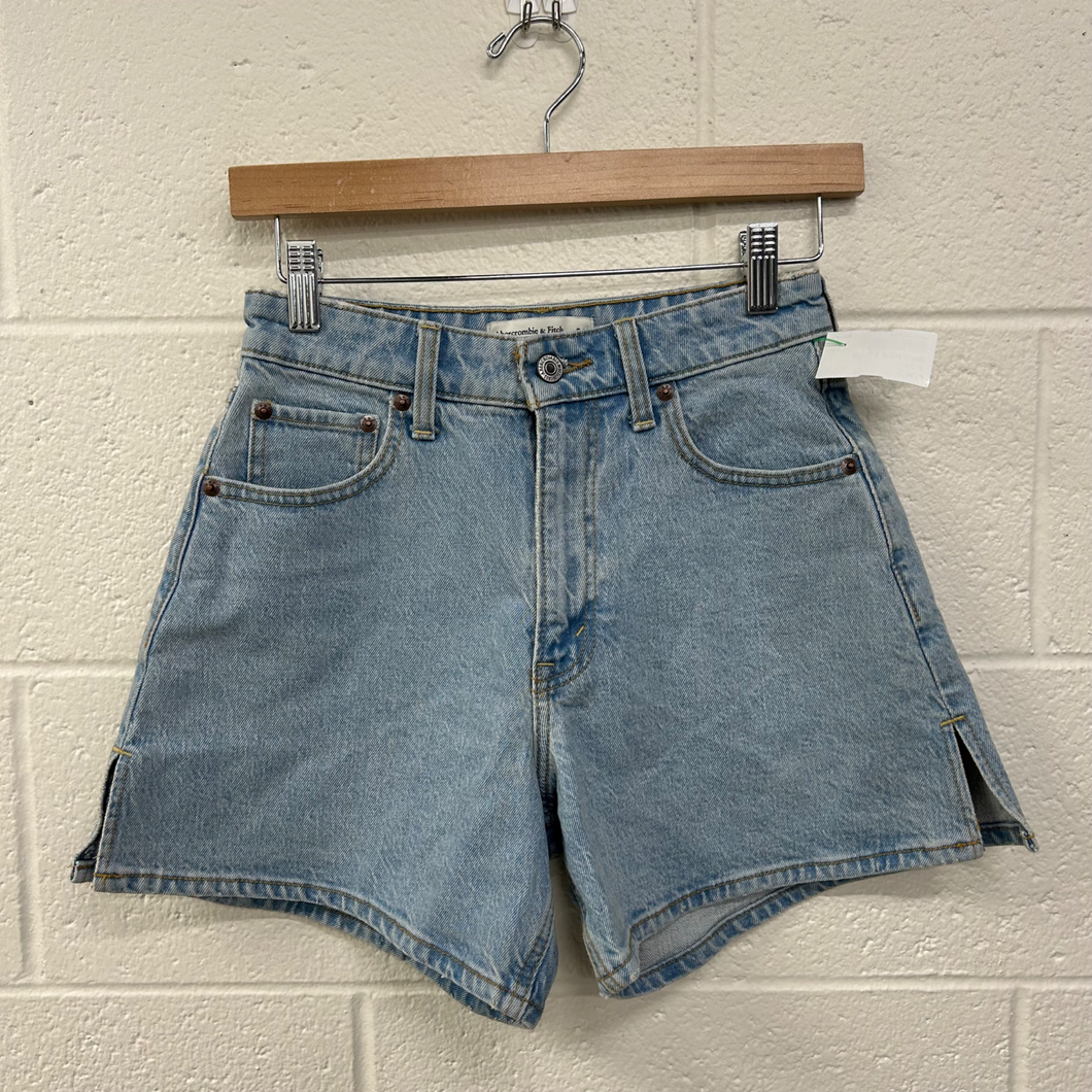 Abercrombie & Fitch Shorts Size Small