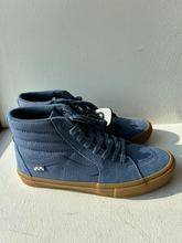 Load image into Gallery viewer, Van's Shoes Casual Shoes Mens 11

