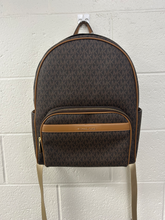 Load image into Gallery viewer, Michael Kors Purse
