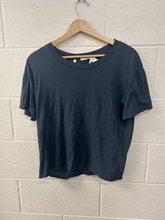Load image into Gallery viewer, T-Shirt Size Medium
