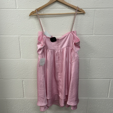 Load image into Gallery viewer, Altar&#39;d State Dress Size Large
