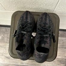 Load image into Gallery viewer, Adidas Yeezy Casual Shoes Womens 7
