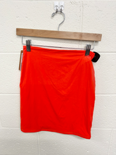 Load image into Gallery viewer, Skims Short Skirt Size Small
