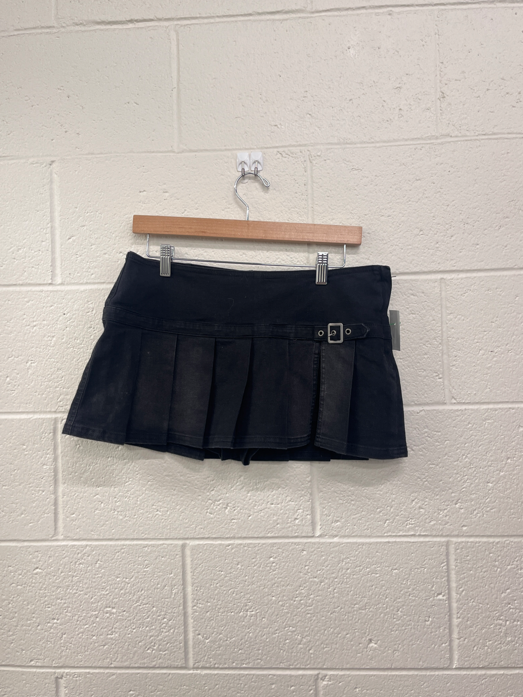 Bdg Short Skirt Size Medium