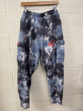 Load image into Gallery viewer, Nike Pants Size XXL
