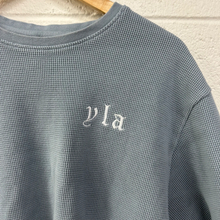 Load image into Gallery viewer, Short Sleeve Top Size Large
