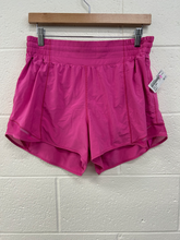 Load image into Gallery viewer, Lulu Lemon Athletic Shorts Size Large
