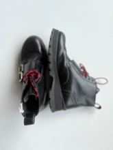 Load image into Gallery viewer, Casual Shoes Womens 10
