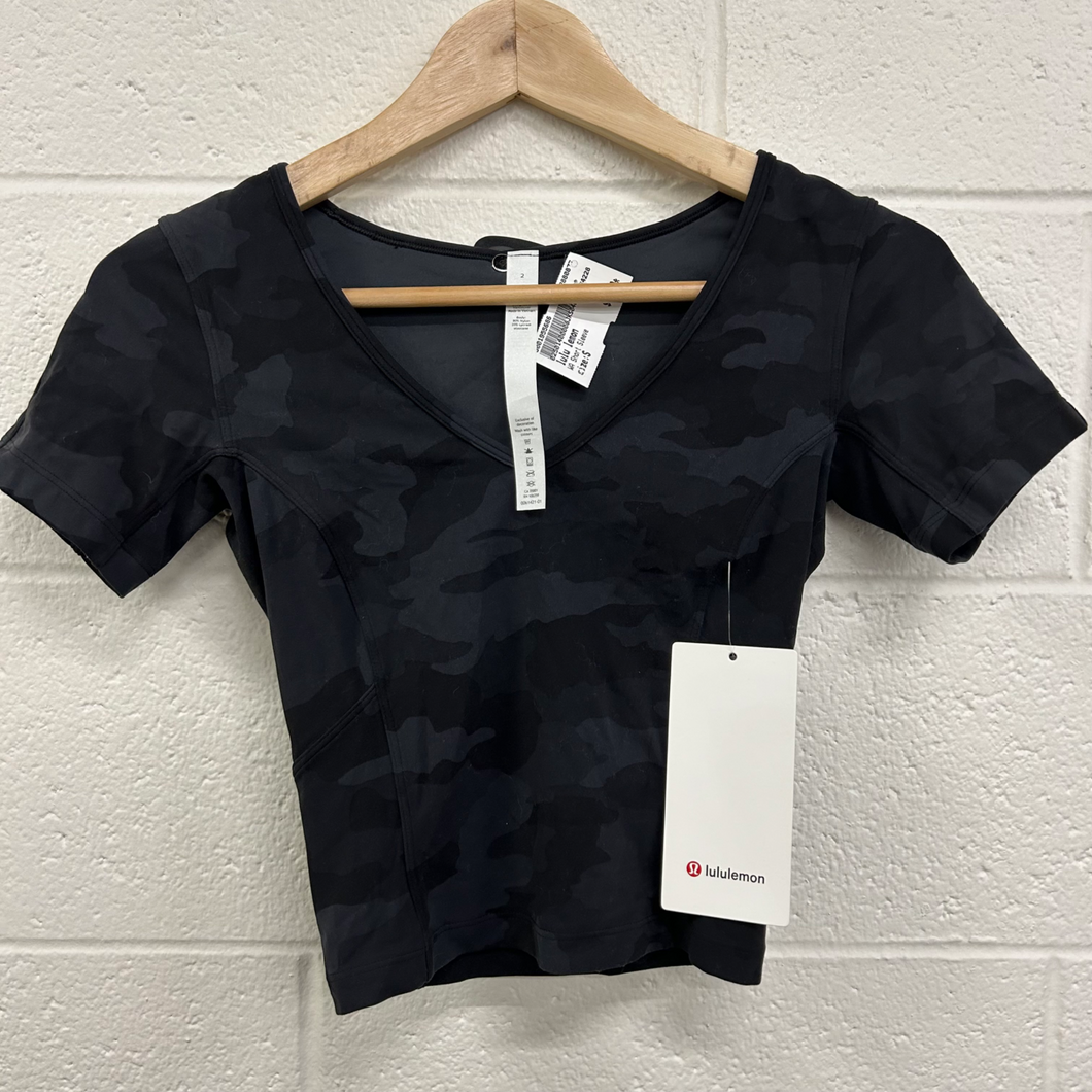 Lulu Lemon Athletic Top Size Small