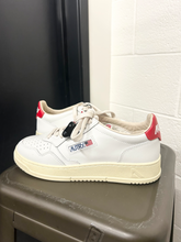 Load image into Gallery viewer, Casual Shoes Womens 10
