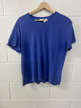 Load image into Gallery viewer, T-Shirt Size Large
