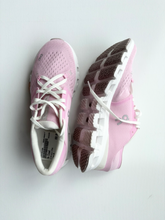 Load image into Gallery viewer, On Cloud Womens Athletic Shoes Womens 8
