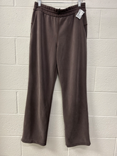 Load image into Gallery viewer, Lululemon Athletic Pants Size 7/8 (29)
