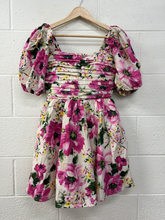 Load image into Gallery viewer, Abercrombie &amp; Fitch Dress Size Extra Small
