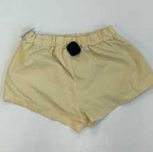 Load image into Gallery viewer, Alo Athletic Shorts Size Extra Small

