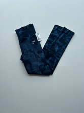 Load image into Gallery viewer, Gym Shark Athletic Pants Size Small
