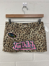 Load image into Gallery viewer, Von Dutch Short Skirt Size Extra Small
