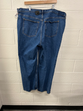 Load image into Gallery viewer, Abercrombie &amp; Fitch Denim Size 18/20 (36)
