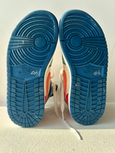 Load image into Gallery viewer, Jordan Womens Athletic Shoes Womens 6.5
