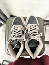 Load image into Gallery viewer, Nike Casual Shoes Womens 9
