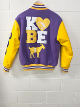 Load image into Gallery viewer, Heavy Outerwear Size Small
