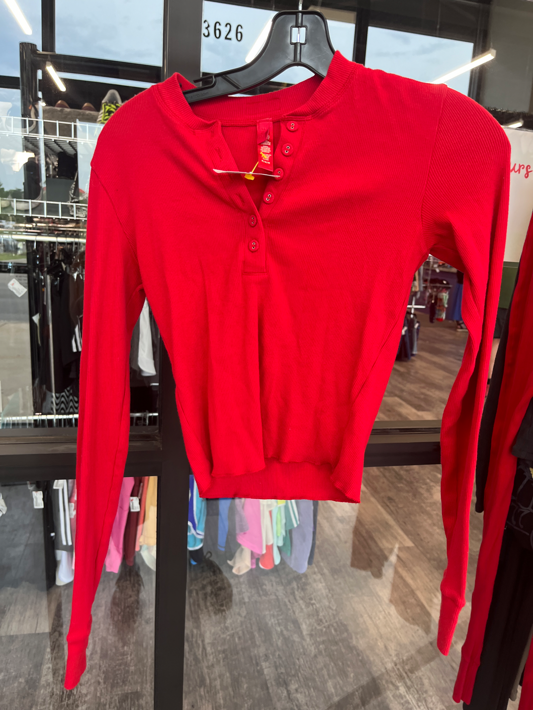 Skims Long Sleeve Top Size Medium