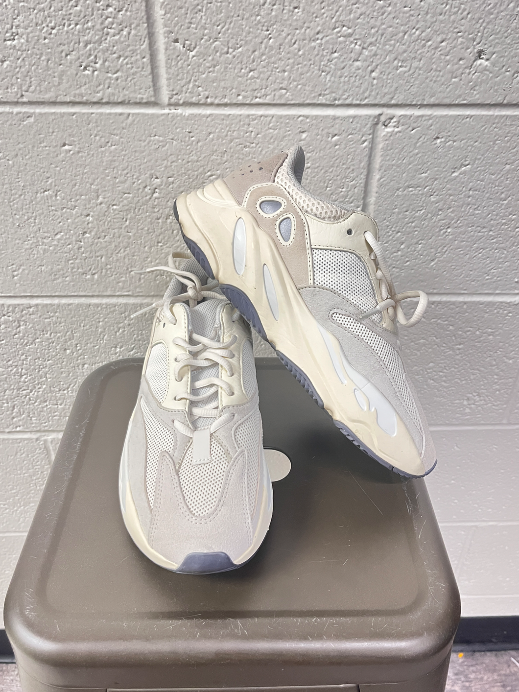 Adidas Yeezy Casual Shoes Womens 9