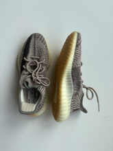 Load image into Gallery viewer, Adidas Yeezy Casual Shoes Mens 8.5
