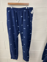 Load image into Gallery viewer, Nike Pants Size XXL
