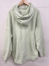 Load image into Gallery viewer, Alo Sweatshirt Size Extra Large

