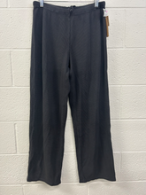 Load image into Gallery viewer, Skims Pants Size Small
