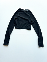 Load image into Gallery viewer, Gym Shark Athletic Top Size Small
