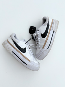 Nike Casual Shoes Womens 6
