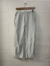 Load image into Gallery viewer, Brandy Melville Pants Size Small
