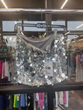 Load image into Gallery viewer, Princess Polly Short Skirt Size Small

