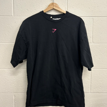 Load image into Gallery viewer, Gym Shark Athletic Top Size Small
