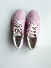 Load image into Gallery viewer, On Cloud Womens Athletic Shoes Womens 8
