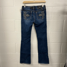Load image into Gallery viewer, Miss Me Denim Size 5/6 (28)

