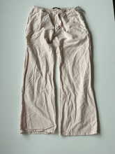 Load image into Gallery viewer, Brandy Melville Pants Size Small
