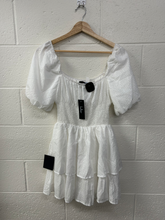 Load image into Gallery viewer, Lulus Dress Size Extra Small
