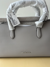 Load image into Gallery viewer, Michael Kors Purse
