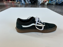 Load image into Gallery viewer, Vans Casual Shoes Mens 9
