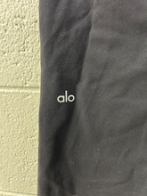 Load image into Gallery viewer, Alo Athletic Pants Size Medium
