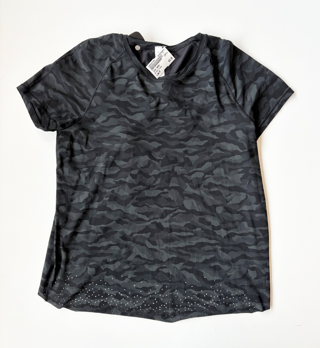 Lulu Lemon Athletic Top Size Medium