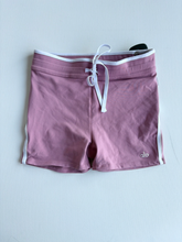 Load image into Gallery viewer, Alo Athletic Shorts Size Small
