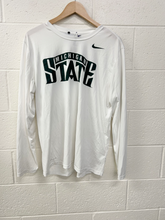 Load image into Gallery viewer, Nike Athletic Top Size Large
