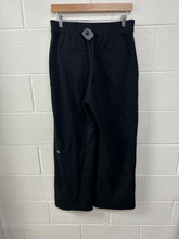 Load image into Gallery viewer, Alo Athletic Pants Size Small
