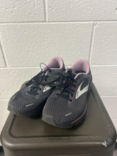 Load image into Gallery viewer, Brooks Womens Athletic Shoes Womens 9
